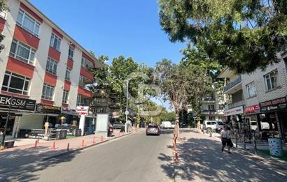 Bahçelievler 6. Cadde de Müthiş Konumda Satılık Dükkan