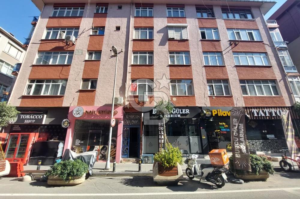 Pendik Batı mah çarşı yatırım satılık 3+1 geniş 125 m2 net daire