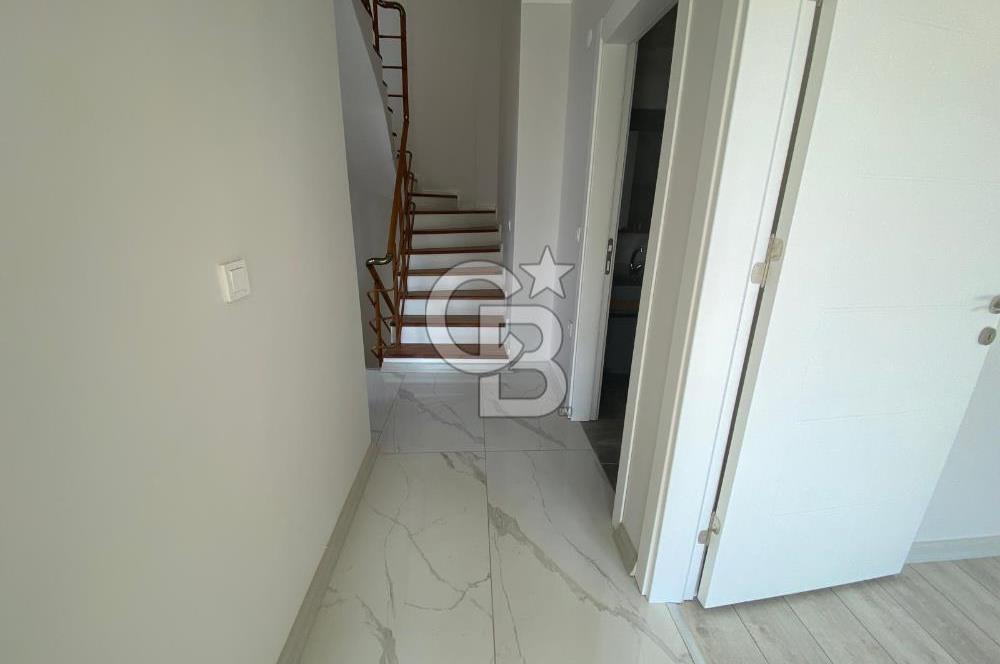 GÜRE' DE DAĞ DENİZ MANZARALI 3+1 SATILIK VİLLA