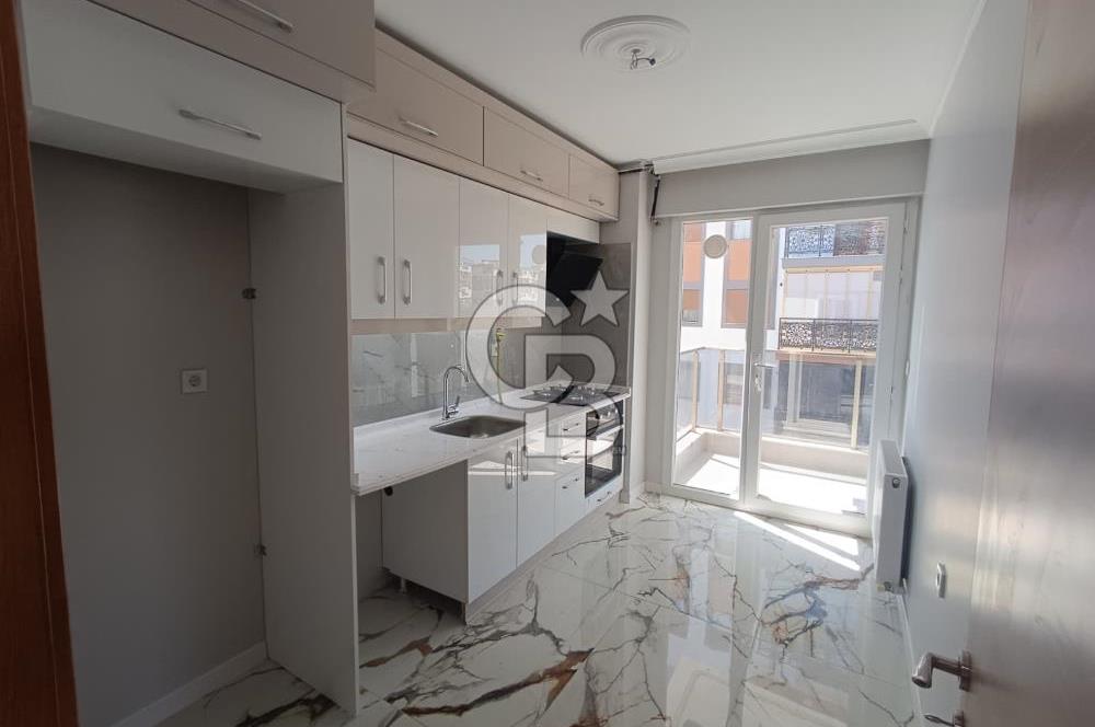 Çiğli UğurMumcu Mh. 2+1 Kpl.Mutfak-Ebeveyn Banyo İçi Sıfır Daire