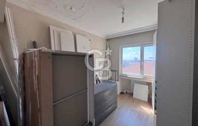 Acıbadem 'de Geniş Teraslı 4+1 Dubleks Boş Satılık Daire