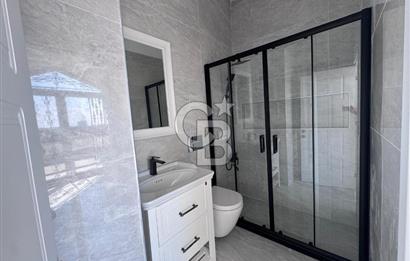 Acıbadem 'de Geniş Teraslı 4+1 Dubleks Boş Satılık Daire