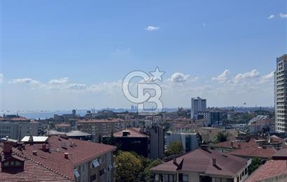 Acıbadem 'de Geniş Teraslı 4+1 Dubleks Boş Satılık Daire