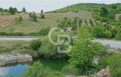 Kazdağları’nın Eteklerinde Elma Ağaçlı Yatırımlık Tarla