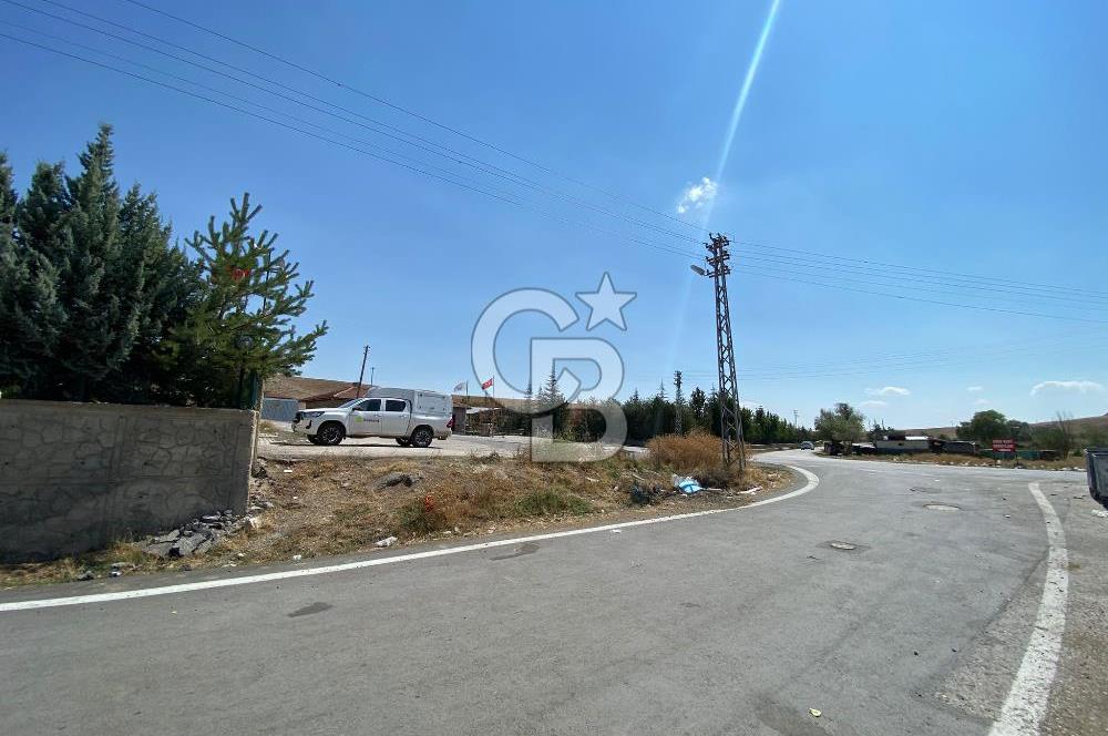CB YELİZ AKSOY'DAN GÖLBAŞI HACIMURATLI KÖY İÇİNDE SATILIK ARSA