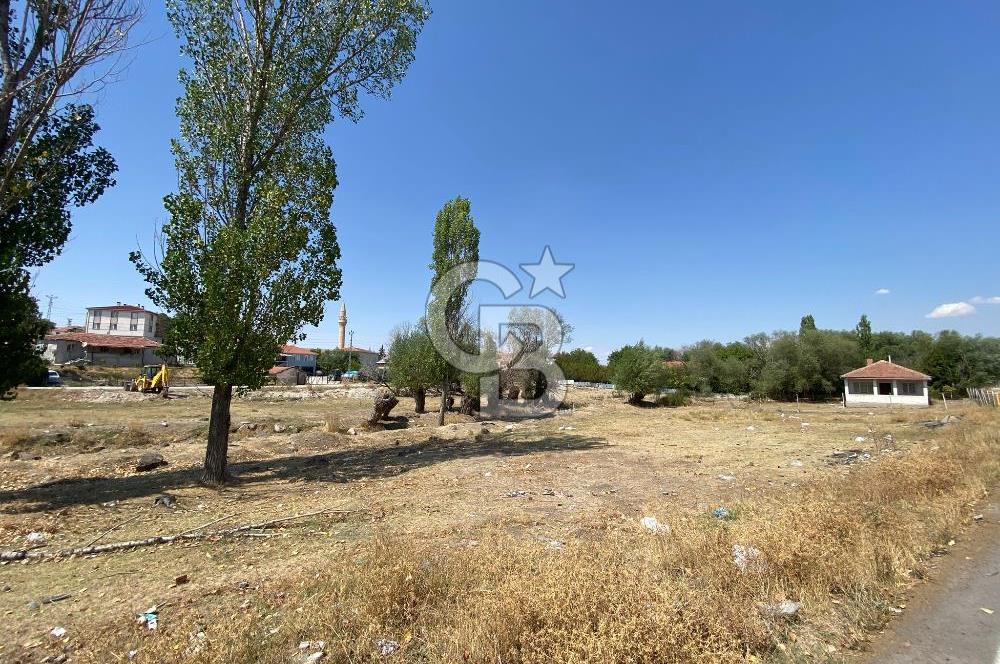 CB YELİZ AKSOY'DAN GÖLBAŞI HACIMURATLI KÖY İÇİNDE SATILIK ARSA