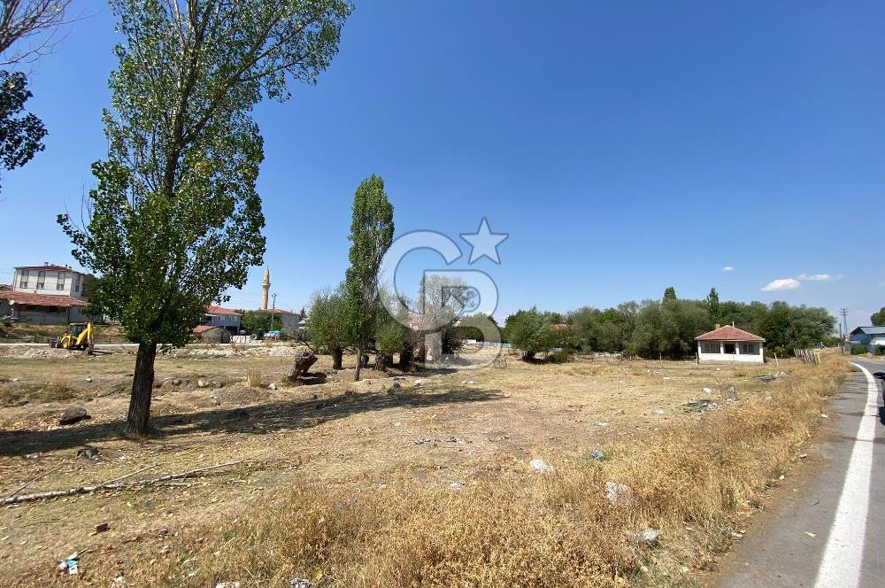 CB YELİZ AKSOY'DAN GÖLBAŞI HACIMURATLI KÖY İÇİNDE SATILIK ARSA