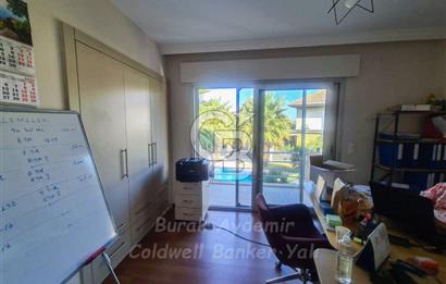 Güzelbahçe Kahramandere Mah. Mimarka Uğur Sitesi Havuzlu Satılık Villa