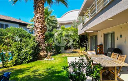 Güzelbahçe Kahramandere Mah. Mimarka Uğur Sitesi Havuzlu Satılık Villa