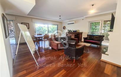 Güzelbahçe Kahramandere Mah. Mimarka Uğur Sitesi Havuzlu Satılık Villa