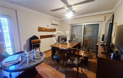 Güzelbahçe Kahramandere Mah. Mimarka Uğur Sitesi Havuzlu Satılık Villa