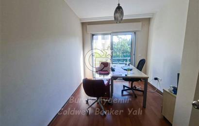 Güzelbahçe Kahramandere Mah. Mimarka Uğur Sitesi Havuzlu Satılık Villa