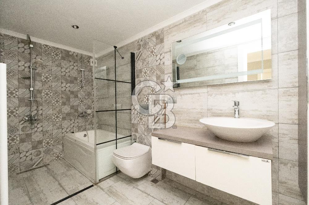 SANCAKTEPE SARIEVLER SİTESİNDE, 152 M² NET BAHÇE KATI