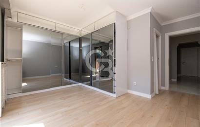 SANCAKTEPE SARIEVLER SİTESİNDE, 152 M² NET BAHÇE KATI
