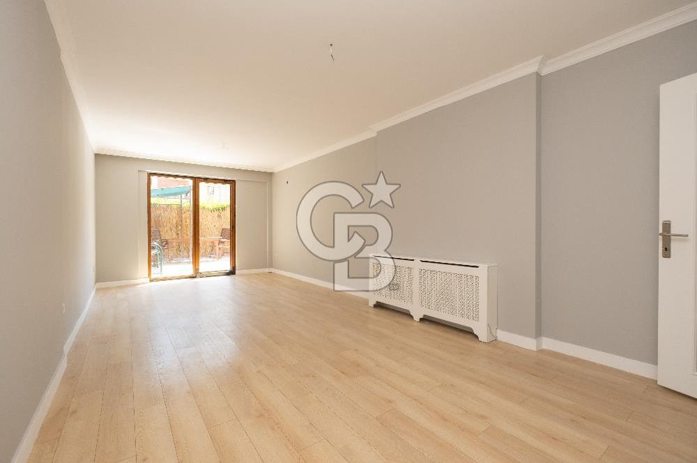 SANCAKTEPE SARIEVLER SİTESİNDE, 152 M² NET BAHÇE KATI