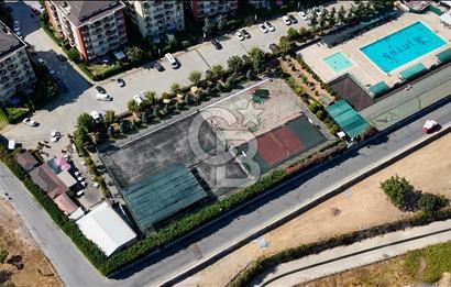 SANCAKTEPE SARIEVLER SİTESİNDE, 152 M² NET BAHÇE KATI