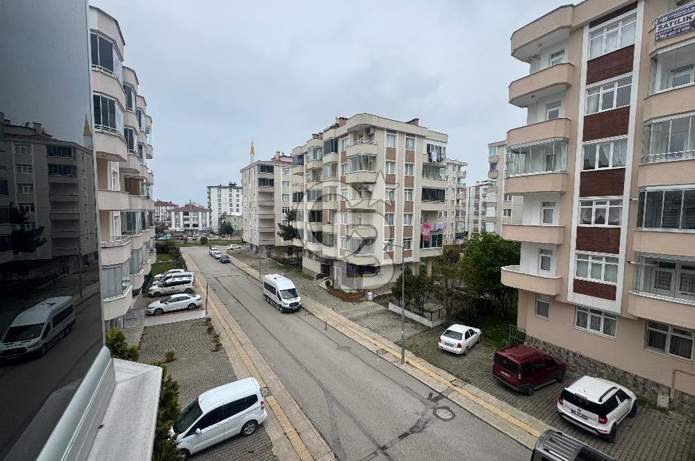 Mimarsinan tramvay durağına 100m mesafede 3+1 Daire