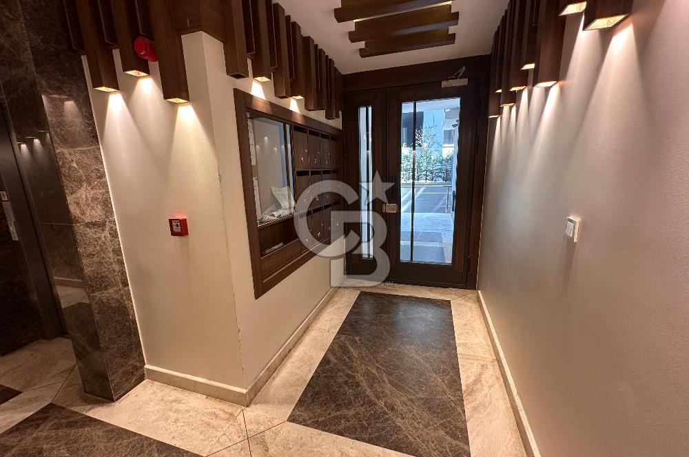 Kazım Özalp’te Deniz Manzaralı 3+1 Katta Tek Satılık Daire