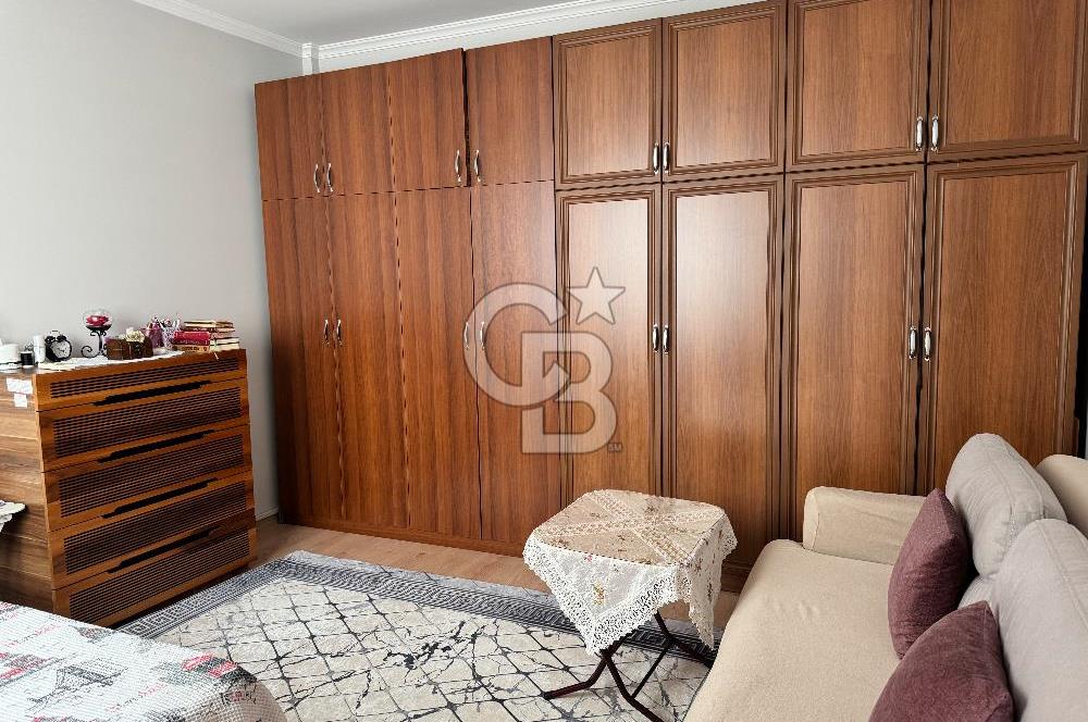 Karşıyaka Şemikler Mahallesi 4+2 Dubleks Teraslı Daire