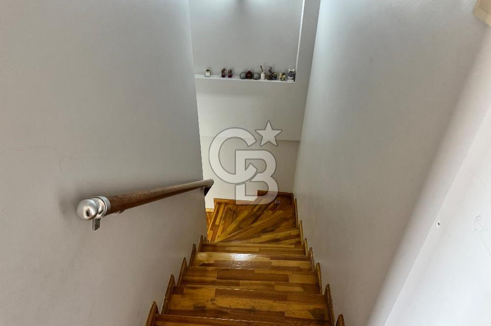 Karşıyaka Şemikler Mahallesi 4+2 Dubleks Teraslı Daire
