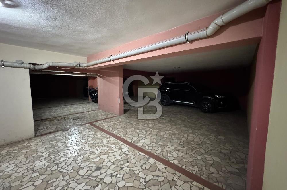 Karşıyaka Şemikler Mahallesi 4+2 Dubleks Teraslı Daire