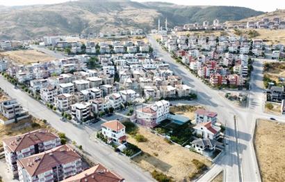 CB KİNG'DEN MALTEPE MAHALLESİNDE 4+1 TRİPLEKS SATILIK VİLLA