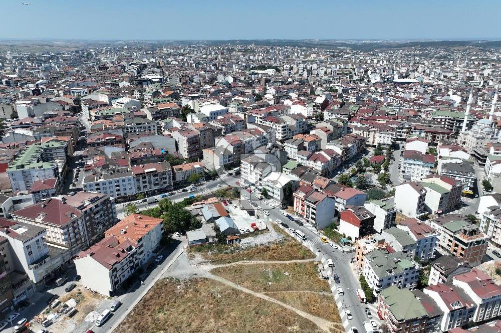 ARNAVUTKÖY'DE MERKEZDE SATILIK ARSA