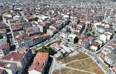ARNAVUTKÖY'DE MERKEZDE SATILIK ARSA