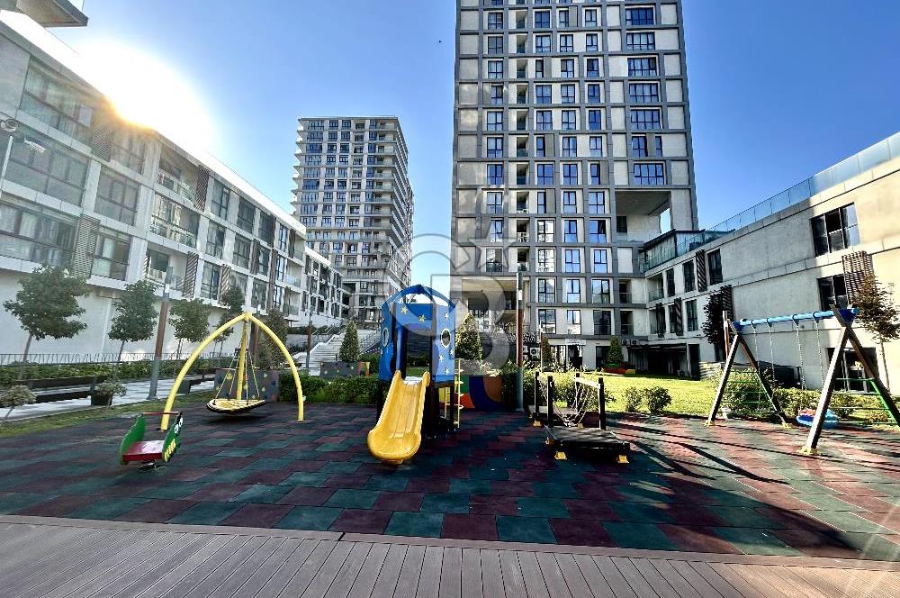 Bahçeşehir Strada 1.Etap Satılık 1+1 Daire Balkonlu Büyük Tip