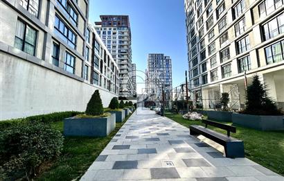 Bahçeşehir Strada 1.Etap Satılık 1+1 Daire Balkonlu Büyük Tip
