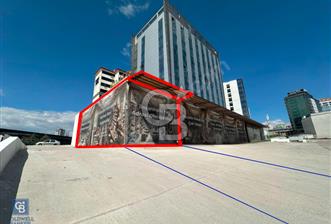 PODIUM AVM ARK. YÜKSEK TAVANLI NATAMAM 300m² KİRALIK KÖŞE DÜKKAN