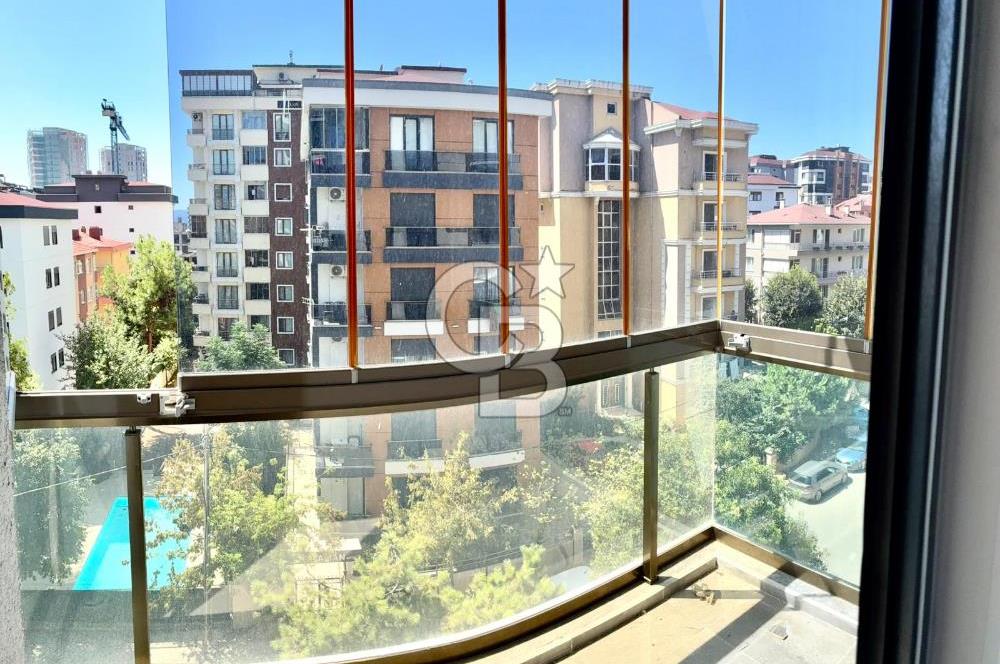HARİKA KONUMDA, KONFORLU VE ŞIK YAŞAM ALANI SUNAN KİRALIK DAİRE
