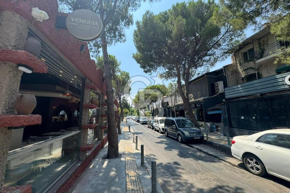Buca Öğretmenevleri Bölgesinde 500 M² Devren Kiralık Kafe
