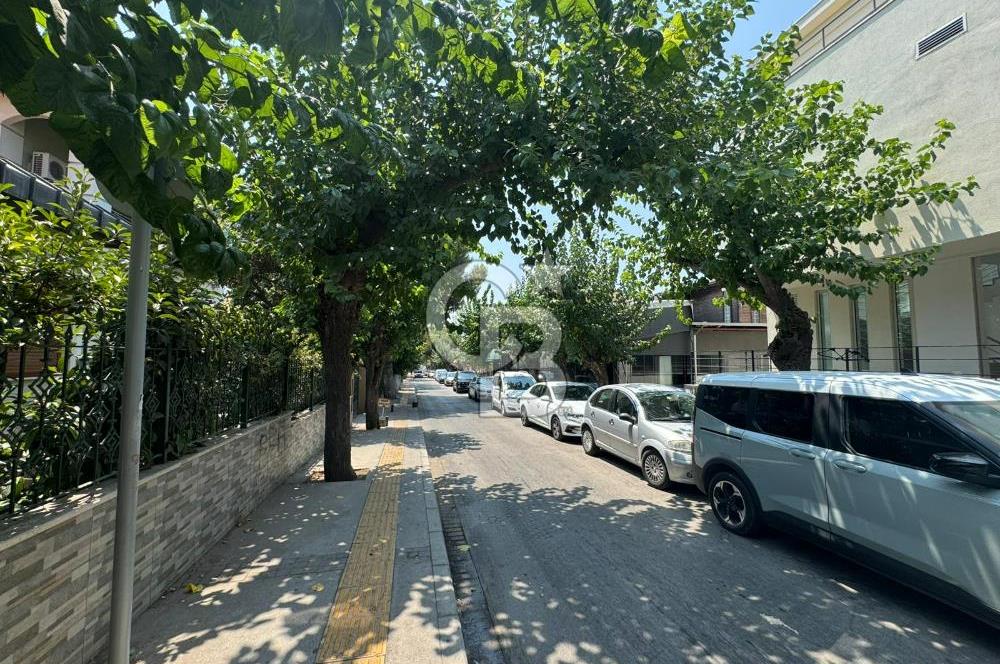 Buca Öğretmenevleri Bölgesinde 500 M² Devren Kiralık Kafe