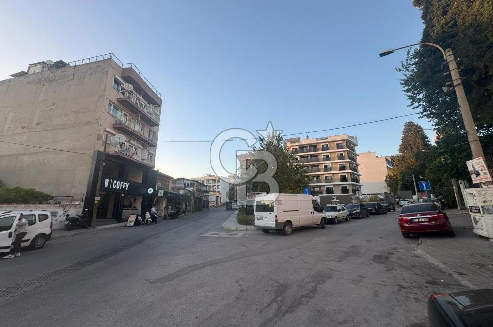 Buca Hasanağa Bölgesinde Müstakil Devren Kiralık Kafe 280 m2