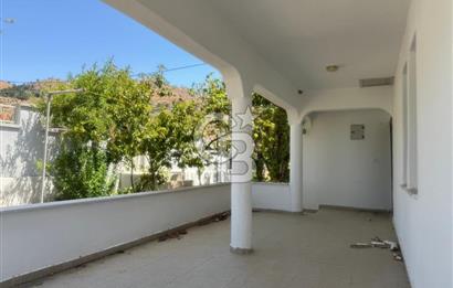 GÖKÇEADA ŞİRİNKÖY 3+1 İÇİ YENİLENMİŞ GENİŞ BAHÇELİ MÜSTAKİL EV