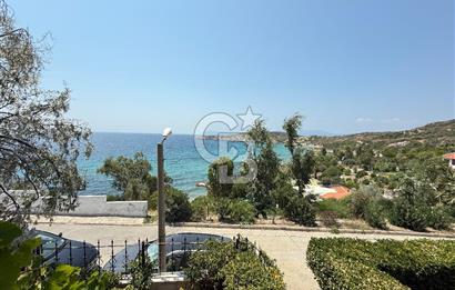 Seferihisar Site İçerisinde Özel Plajlı Müstakil Villa
