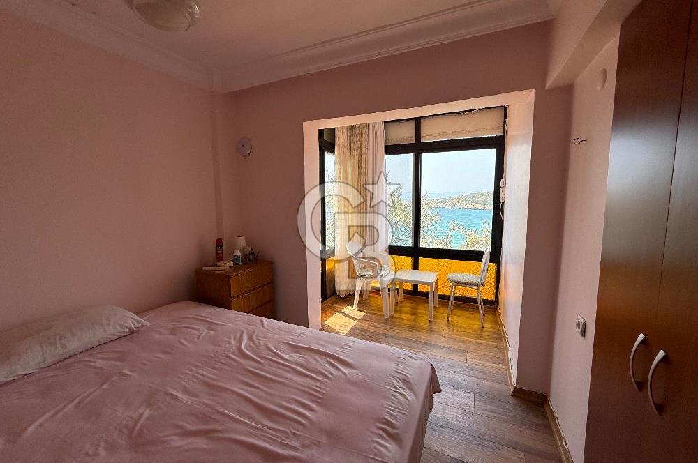 Seferihisar Site İçerisinde Özel Plajlı Müstakil Villa