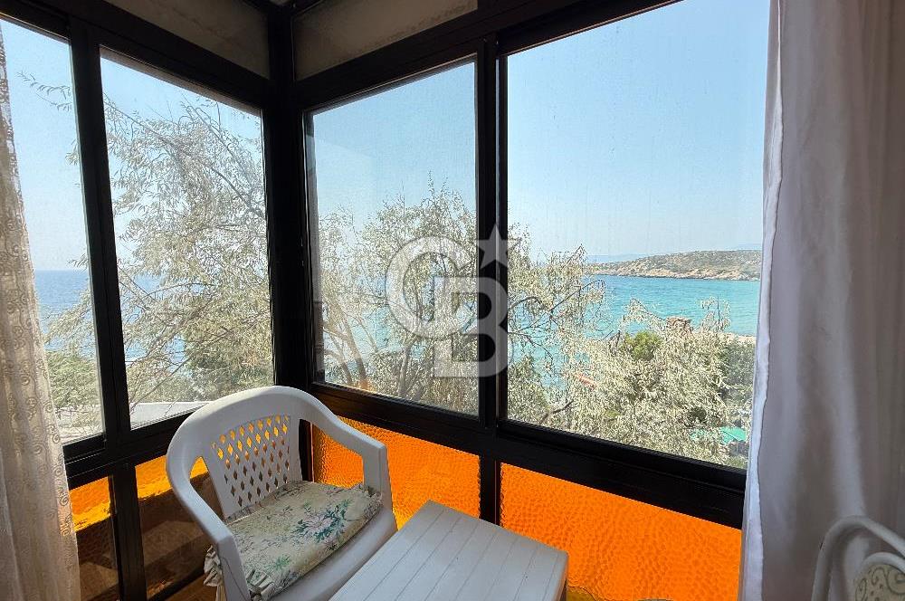 Seferihisar Site İçerisinde Özel Plajlı Müstakil Villa