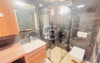 Bornova'da Güvenlikli Havuzlu Site İçinde Satılık 1+1 Daire