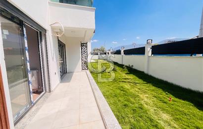 Bornova'da Güvenlikli Havuzlu Site İçinde Satılık 1+1 Daire
