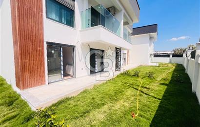 Bornova'da Güvenlikli Havuzlu Site İçinde Satılık 1+1 Daire