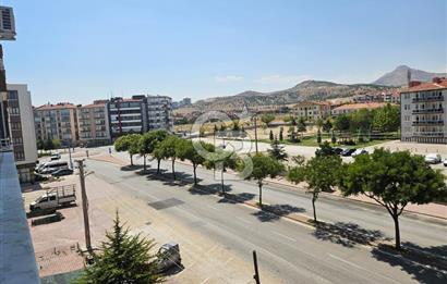 CB Dinamik' ten Hanaybaşı’nda Ana Cadde Cepheli Geniş Balkonlu 3+1 Daire