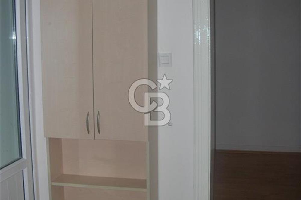 Ragıp Tüzün Mahallesinde, Bahçe Katı 2+1 Satılık Daire