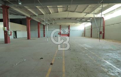 Salihli Organize Sanayi Bölgesi'nde Ankara yolu cepheli köşe...