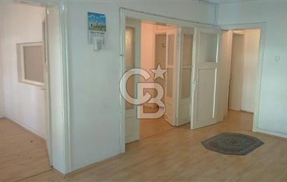 Ragıp Tüzün Mahallesinde, Bahçe Katı 2+1 Satılık Daire
