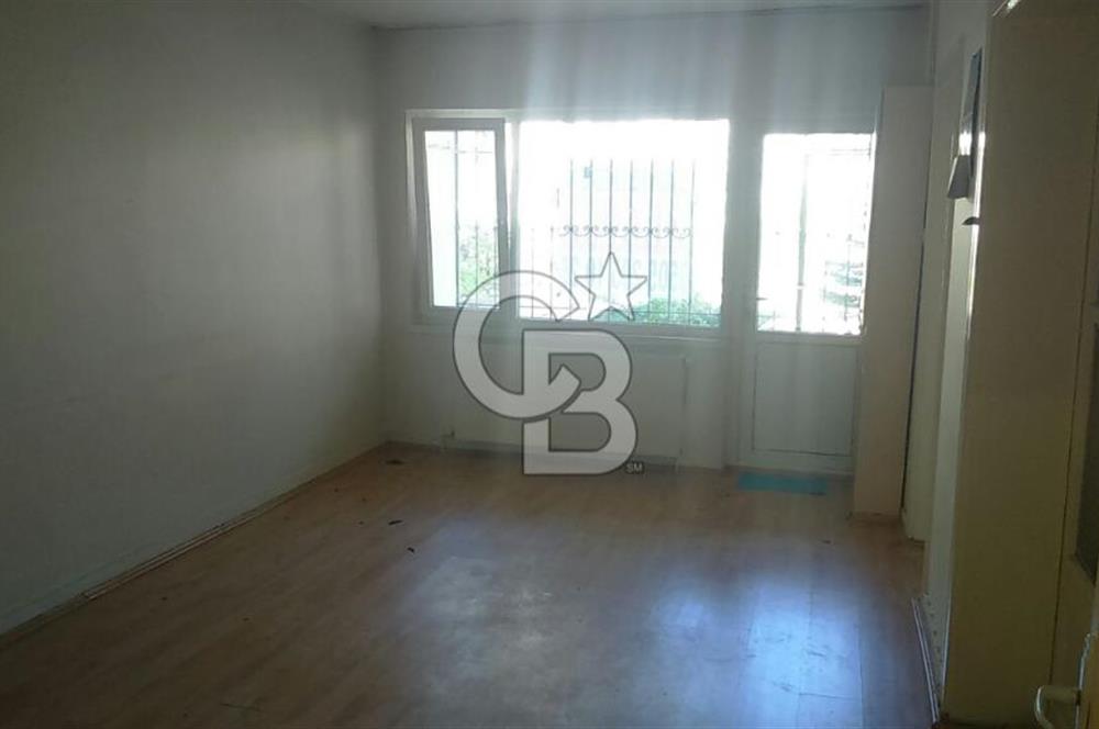 Ragıp Tüzün Mahallesinde, Bahçe Katı 2+1 Satılık Daire