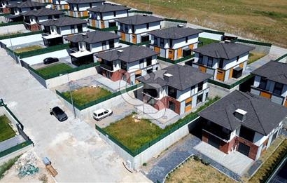 BALIKESİR KARESİ KÖTEYLİ'DE SATILIK MUHTEŞEM VİLLA