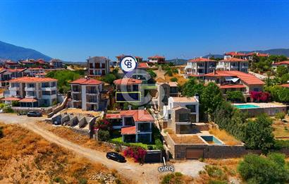 Datça Burgaz'da Panoramik Deniz Manzaralı 2+1 Orta Kat Daire