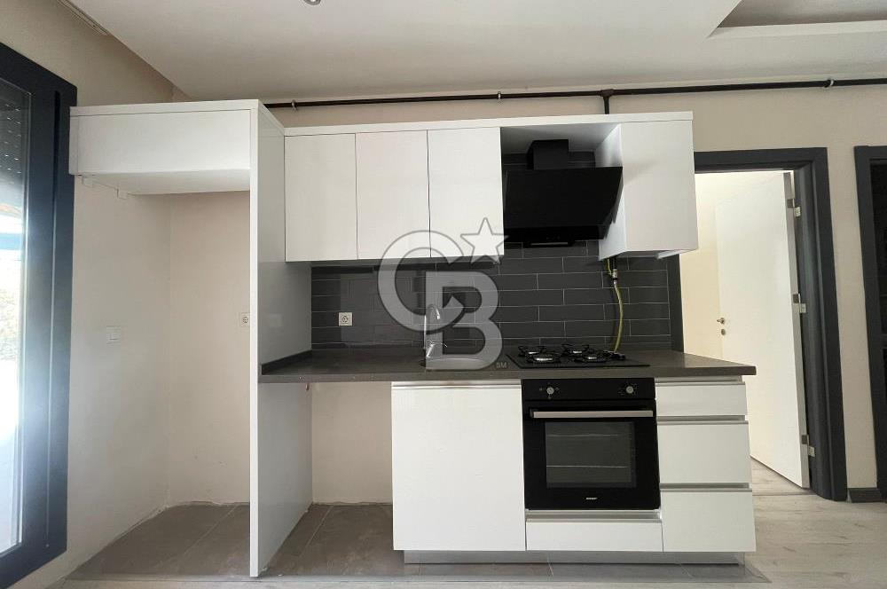 Bornova Myvia 414’te Devirli Kiralık Modern İpek Kirpik & Bakım Salonu – Yüksek Tabela Değeri & Büyük Teras
